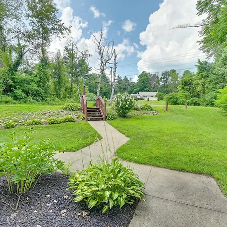 Lake George Family Vacation Home Exterior photo
